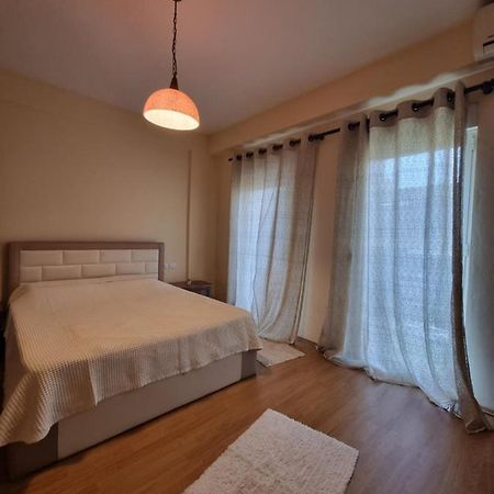 Family Apartment In Center Of Тирана Екстер'єр фото